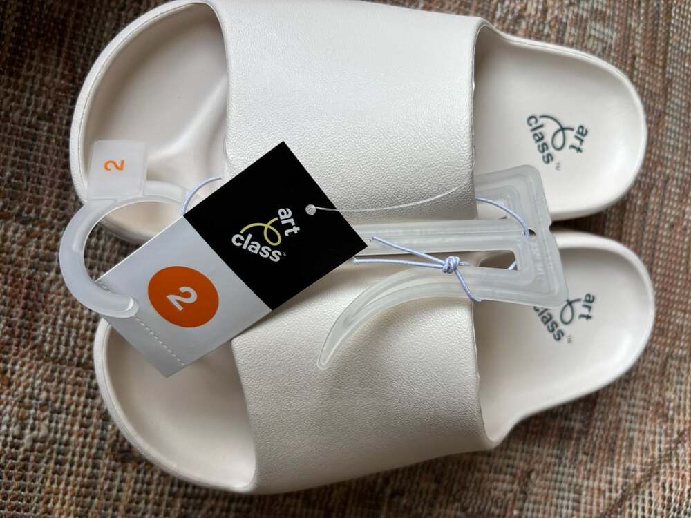 Art Class Kids' Edie Slide Sandals White Size 2 NWT